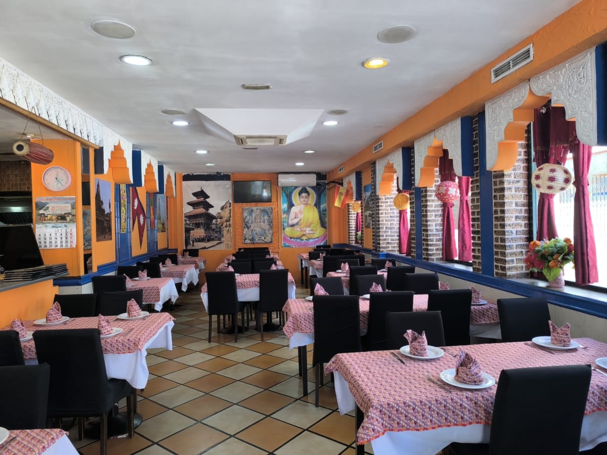 Interior Kathmandu Tandoori House