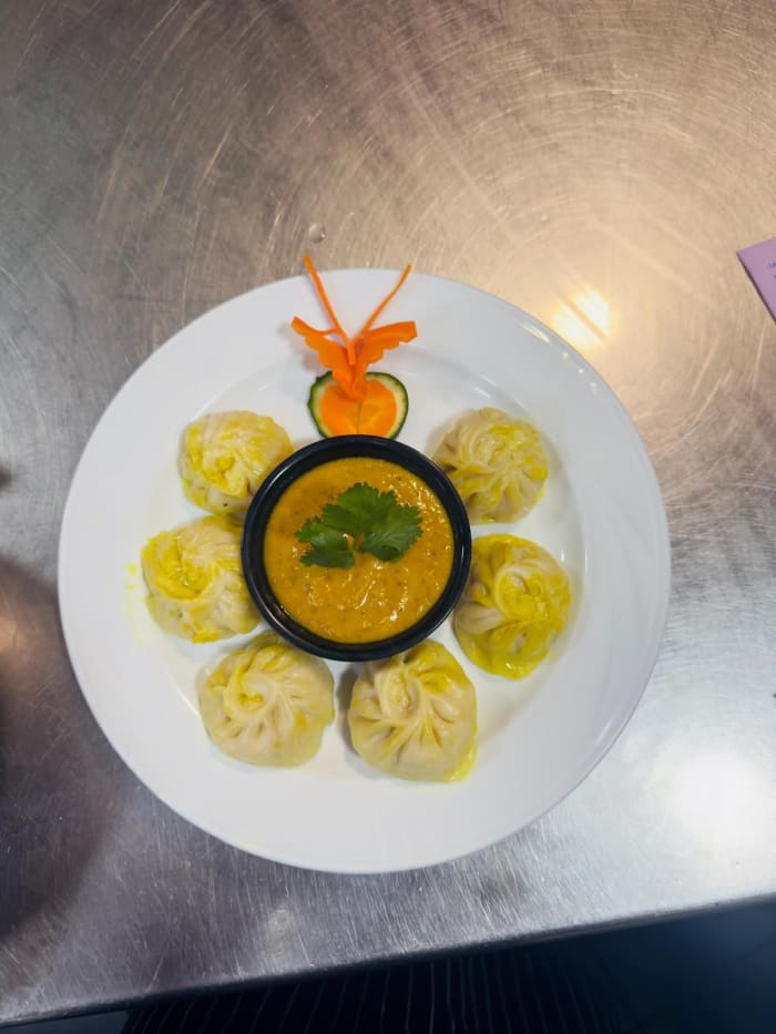Pollo Momo Nepali