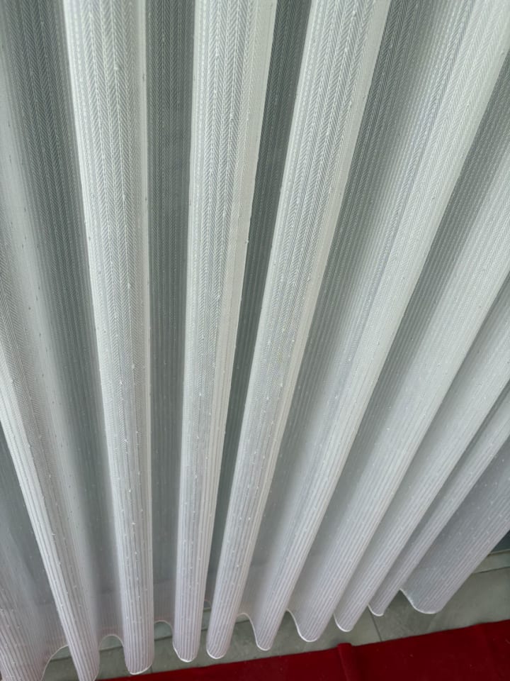 Belek Noktalı Simli Keten Tül Perde