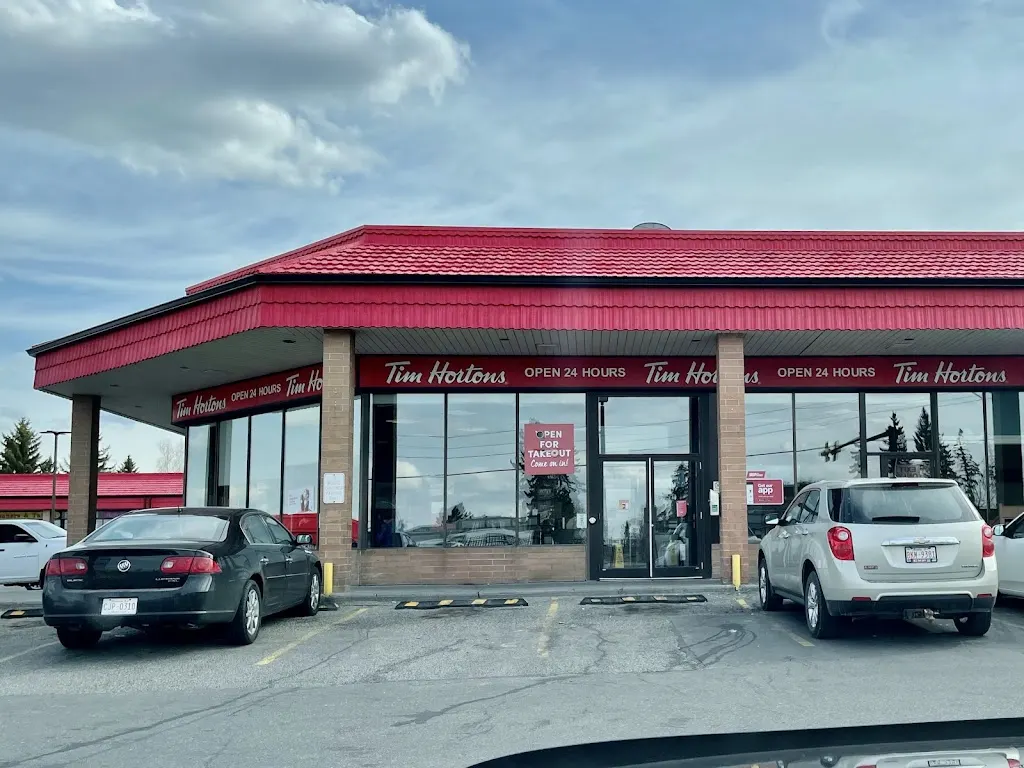Tim Hortons storefront and interior at 3955 17th Ave Sw, Calgary, AB