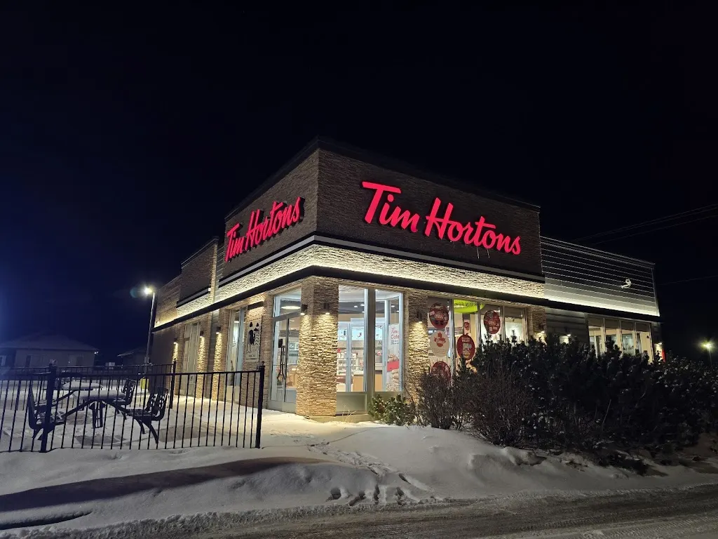 Tim Hortons storefront and interior at 27007 Springfield Rd, Oakbank, MB