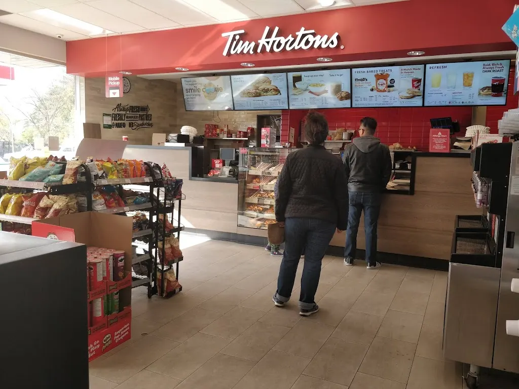 Tim Hortons storefront and interior at 1472 Wellington St East, Aurora, ON