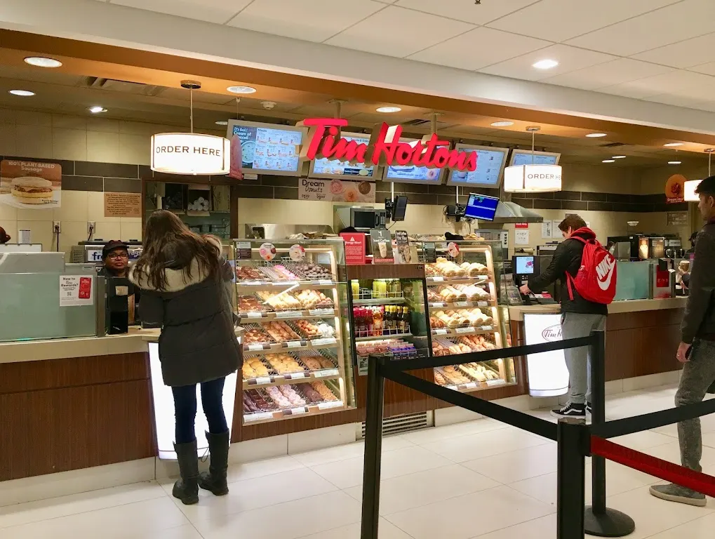 Tim Hortons storefront and interior at 3359 Mississauga Rd North, Mississauga, ON