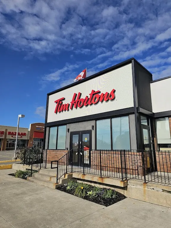 Tim Hortons storefront and interior at 111 Cross Ave, Oakville, ON