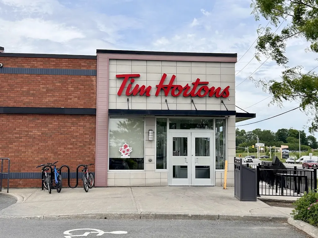 Tim Hortons storefront and interior at 4764 Bank St, Ottawa, ON