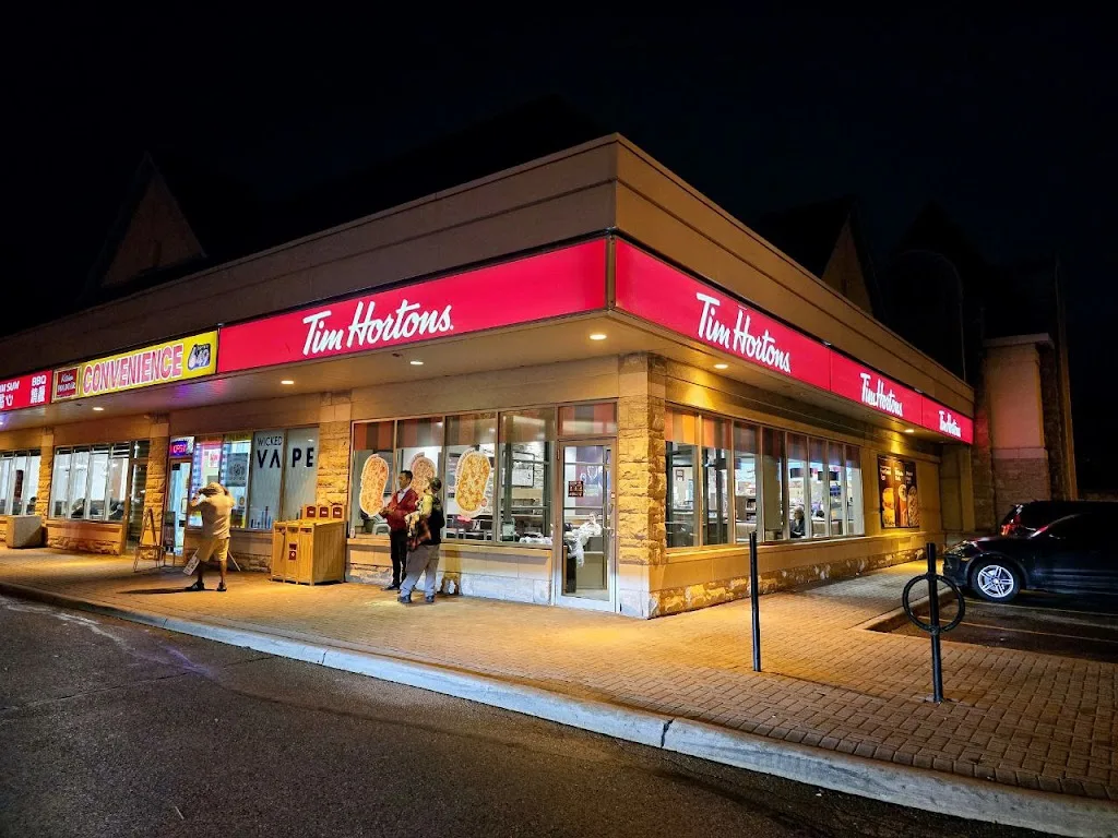 Tim Hortons storefront and interior at 8750 Bayview Ave, Richmond Hill, ON