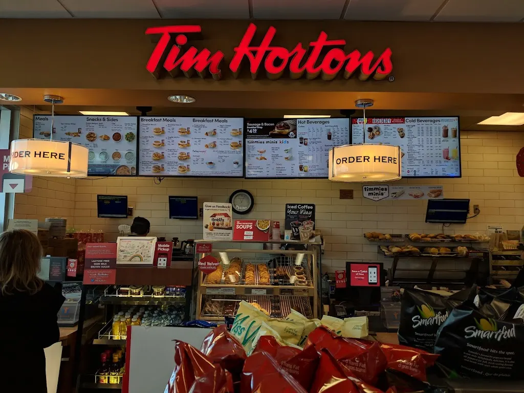 Tim Hortons storefront and interior at 12338 Yonge St, Richmond Hill, ON