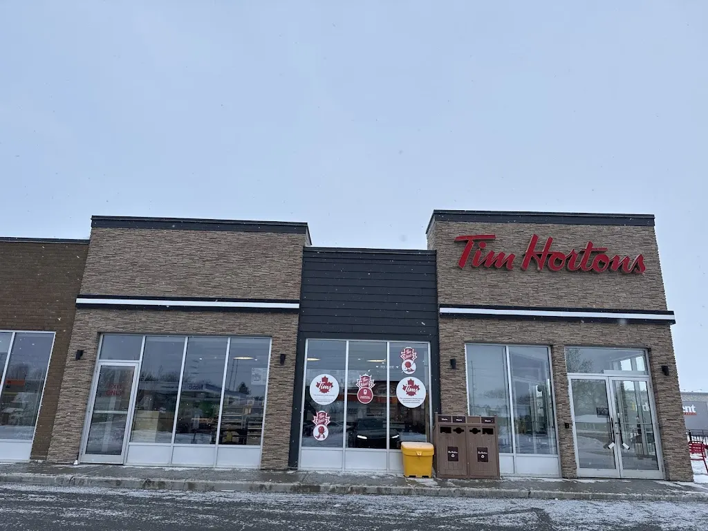 Tim Hortons storefront and interior at 5915 Perth St, Richmond, ON