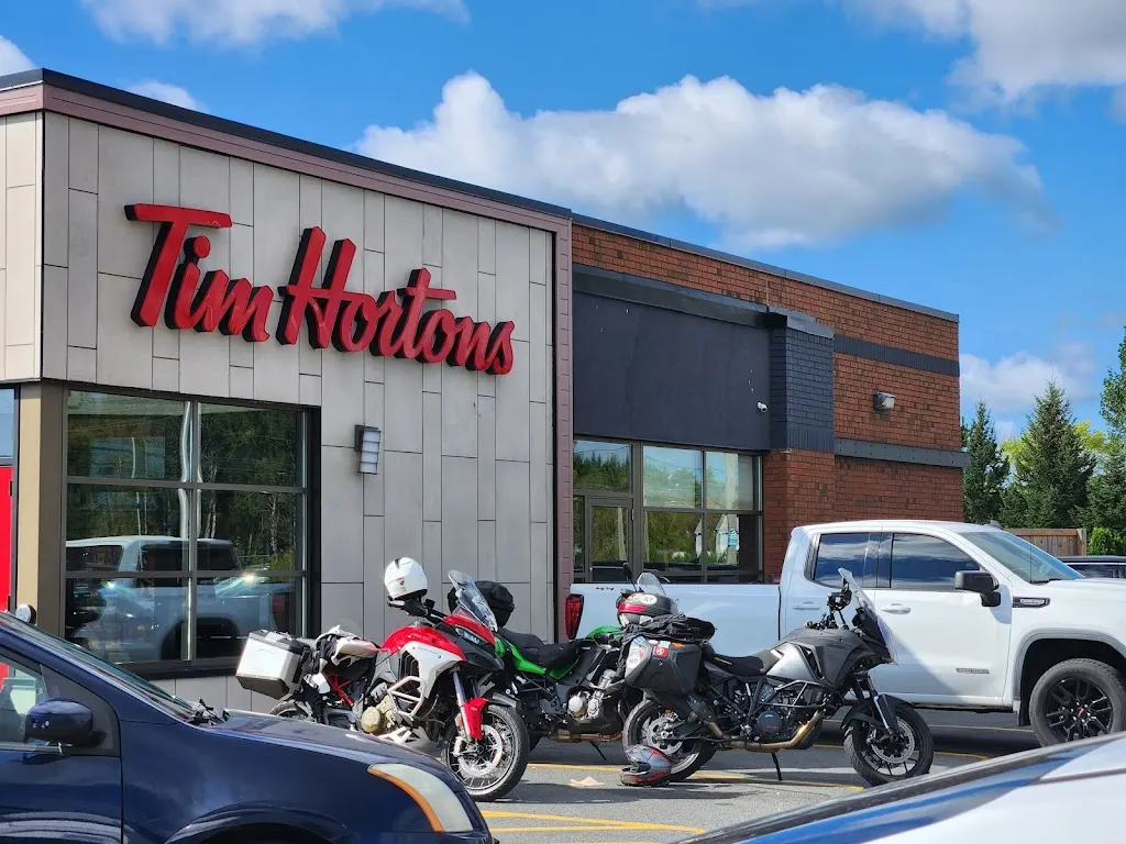 Tim Hortons storefront and interior at 2689 Kingsway, Sudbury, ON
