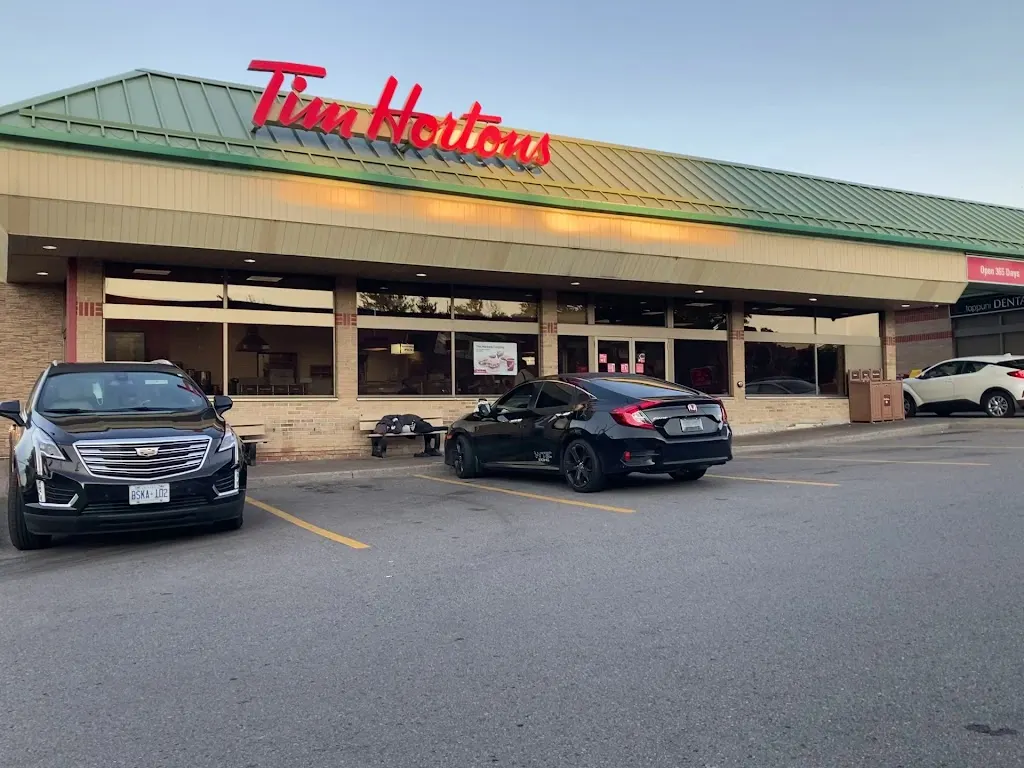 Tim Hortons storefront and interior at 370-378 Steeles Ave W, Thornhill, ON