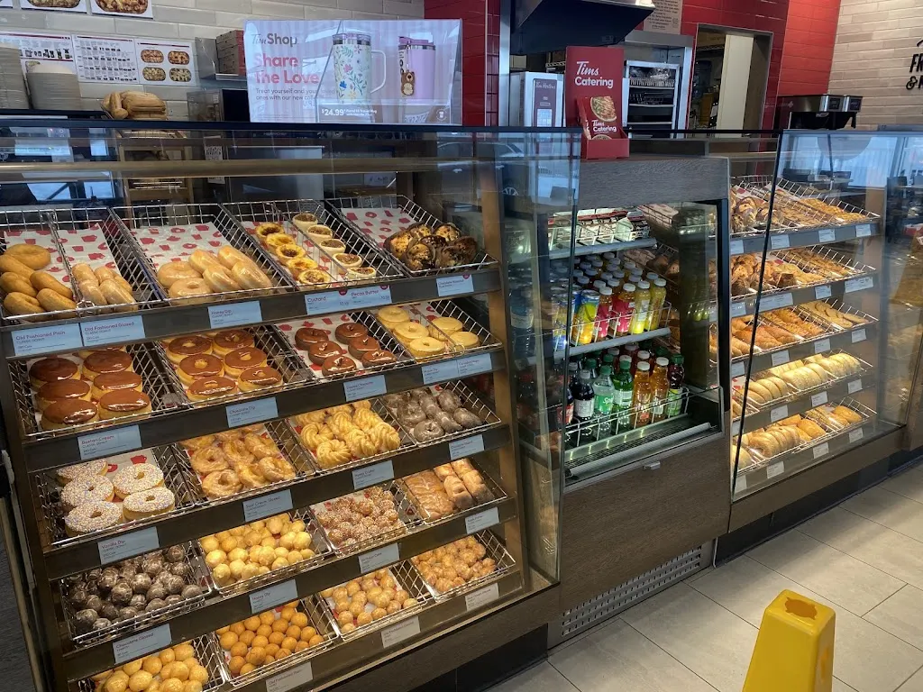 Tim Hortons storefront and interior at 533 Cityview Blvd, Vaughan, ON