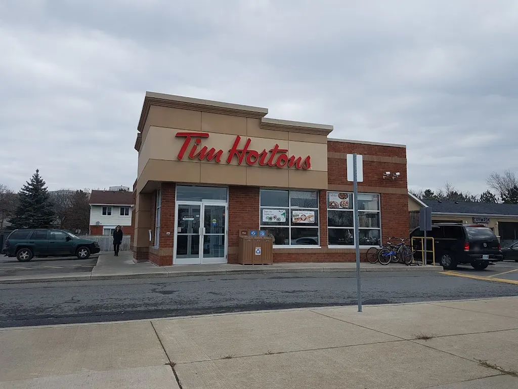 Tim Hortons storefront and interior at 90 Lincoln Ave, Welland, ON