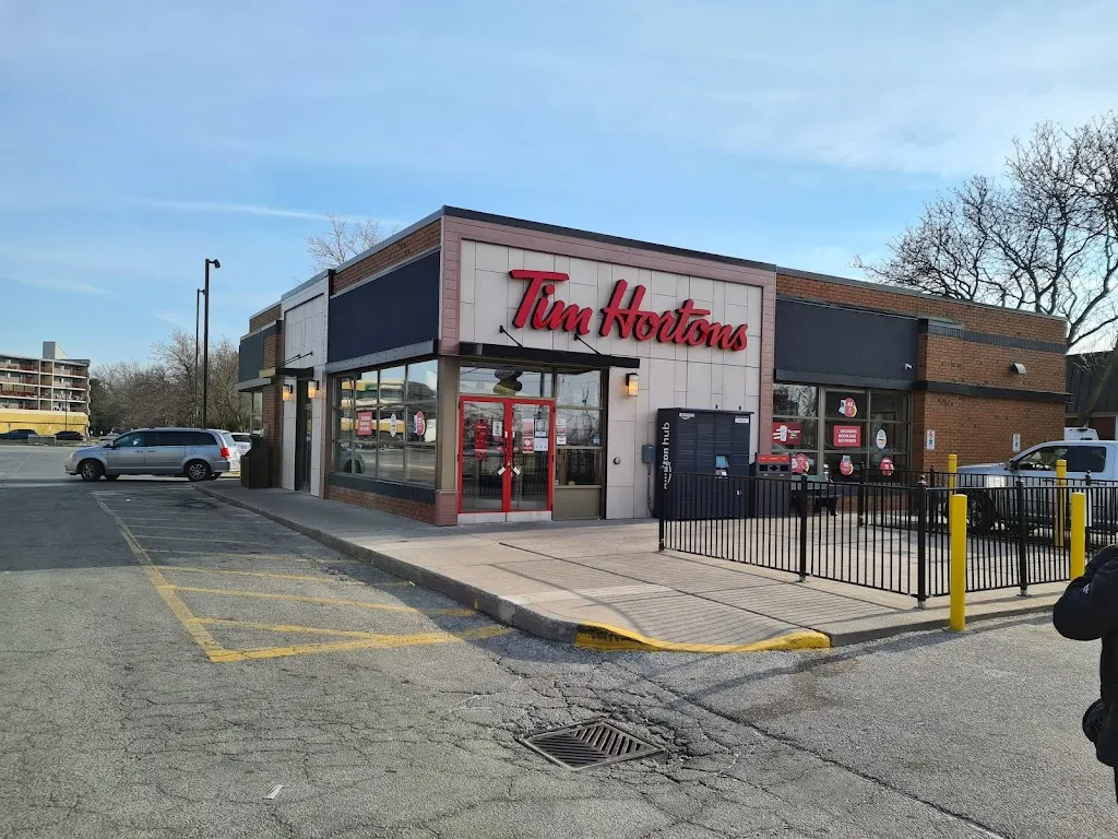 Tim Hortons storefront and interior at 6605 Tecumseh Rd E, Windsor, ON