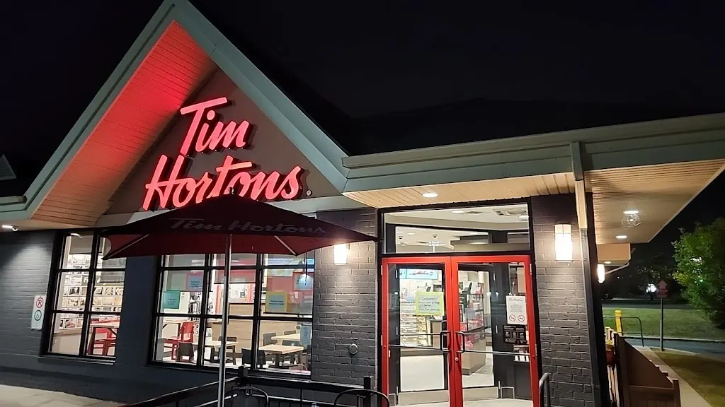 Tim Hortons storefront and interior at 180, Rue Serge-pepin, Beloeil, QC