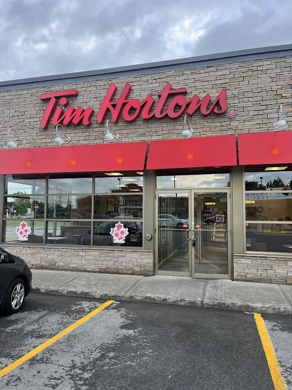 Tim Hortons storefront and interior at 355, Montee Sanche, Boisbriand, QC