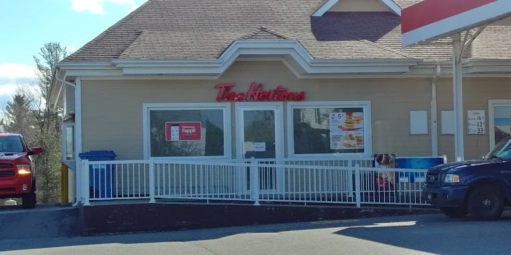 Tim Hortons storefront and interior at 638 Route 219, Hemmingford, QC