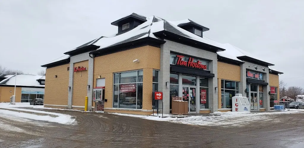 Tim Hortons storefront and interior at 531, Rue St-charles-borromee N, Joliette, QC