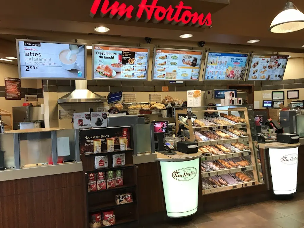 Tim Hortons storefront and interior at 900 Rue Saint Pierre Sud, Joliette, QC