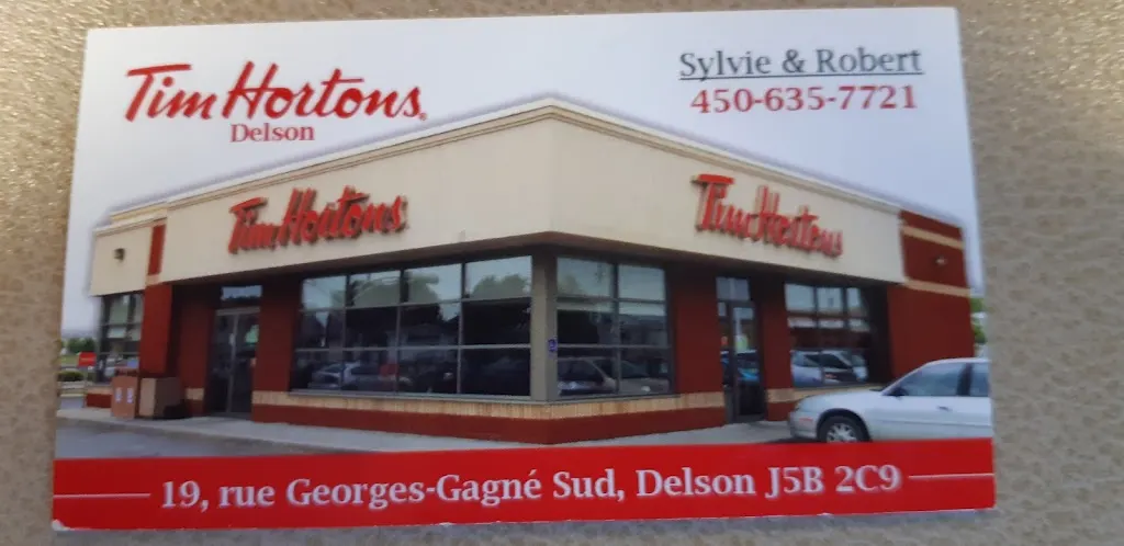 Tim Hortons storefront and interior at 1050 Blvd Taschereau, La Prairie, QC