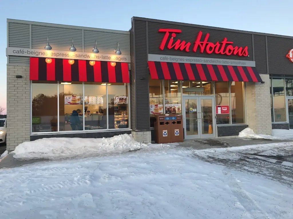 Tim Hortons storefront and interior at 90-c Route Jean-baptiste-casault, Montmagny, QC
