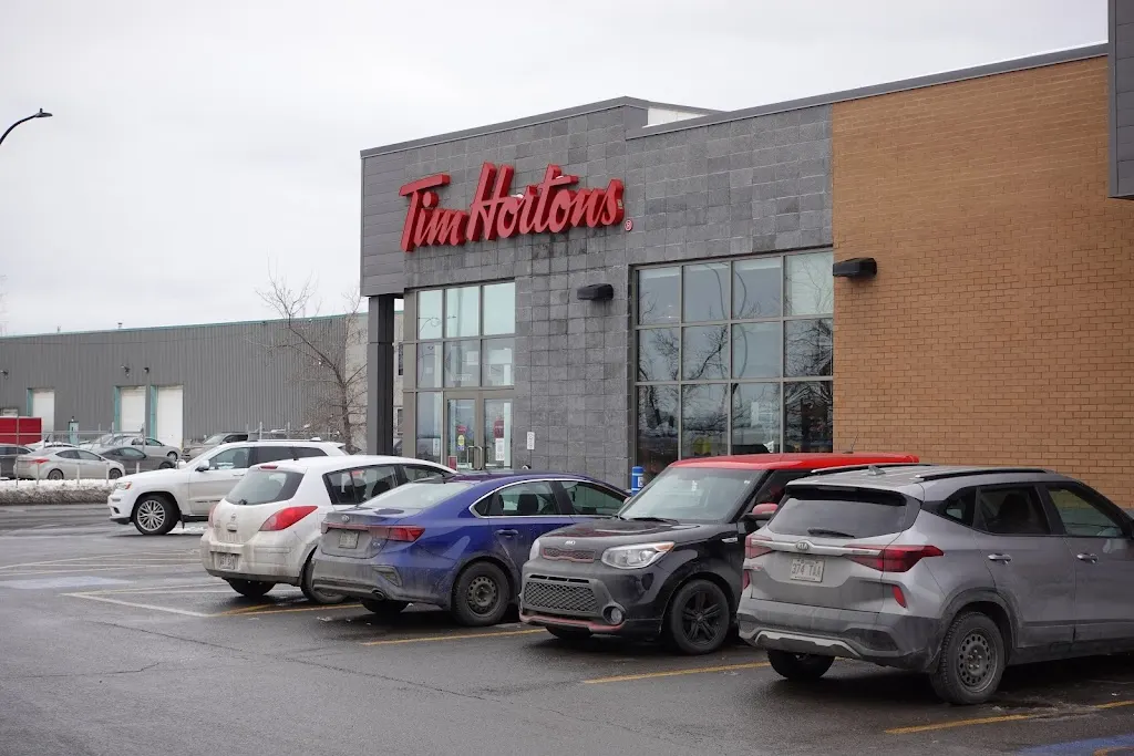 Tim Hortons storefront and interior at 10725, Boul Henri-bourassa Est, Montreal, QC