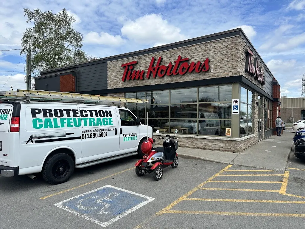 Tim Hortons storefront and interior at 508 Route 131, Notre-dame-des-prairies, QC