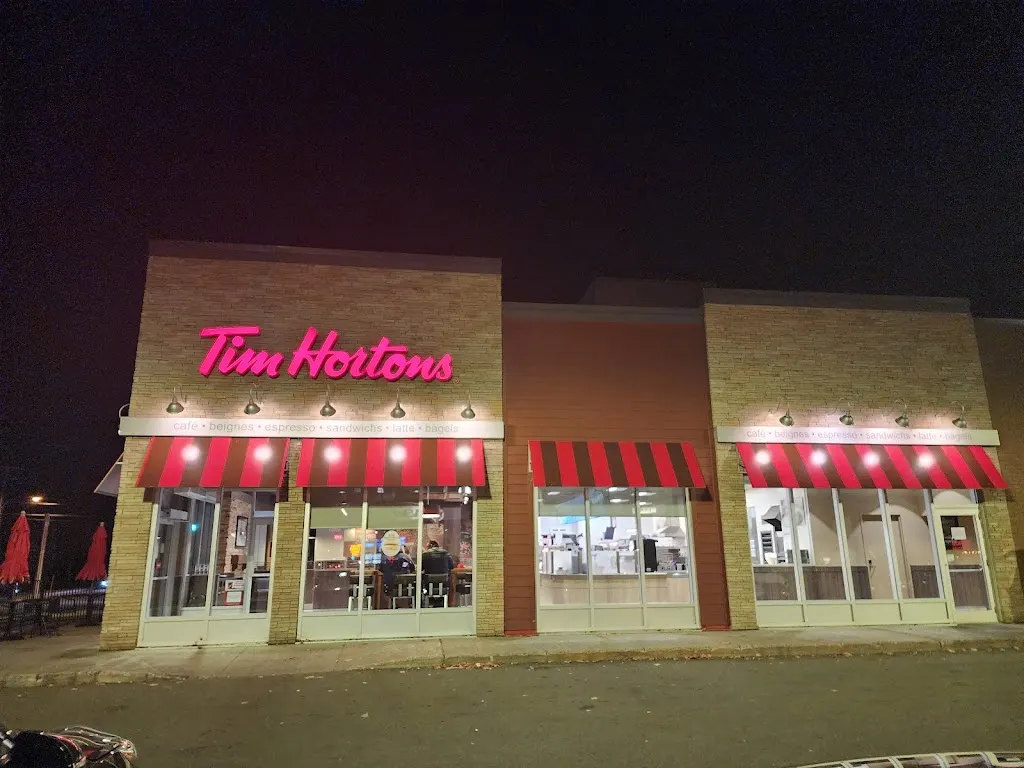 Tim Hortons storefront and interior at 2010 Av Industrielle, Quebec City, QC