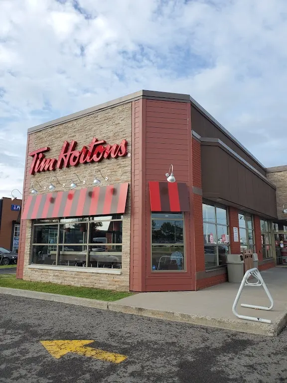 Tim Hortons storefront and interior at 310 Rue Etienne Dubreuil, Quebec, QC