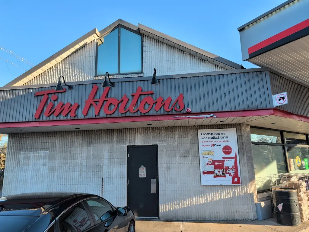 Tim Hortons storefront and interior at 255 Boul Roland Durand, Rosemere, QC