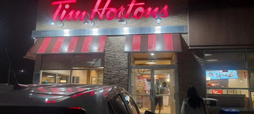 Tim Hortons storefront and interior at 2350-a Bould Saguenay, Rouyn-noranda, QC