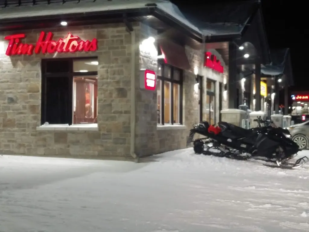 Tim Hortons storefront and interior at 141 Rue St-gabriel, Saint-gabriel-de-brandon, QC