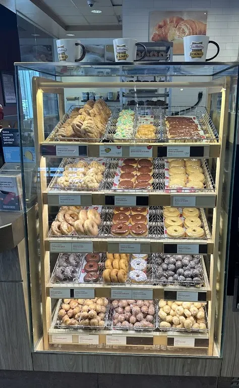 Tim Hortons storefront and interior at 1442 Boul Saint Antoine, Saint-jerome, QC