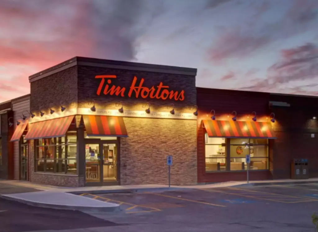 Tim Hortons storefront and interior at 2323 Boul Marcel-laurin, Saint-laurent, QC
