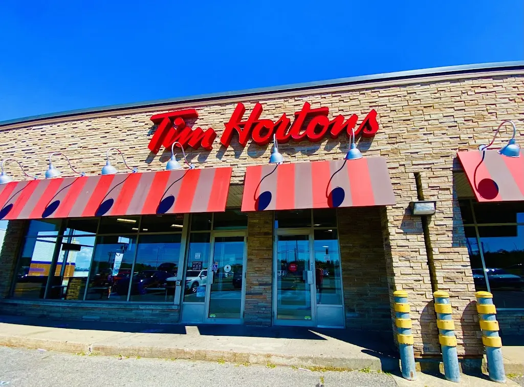 Tim Hortons storefront and interior at 1520, Routes Des Rivieres,, Saint-nicolas, QC