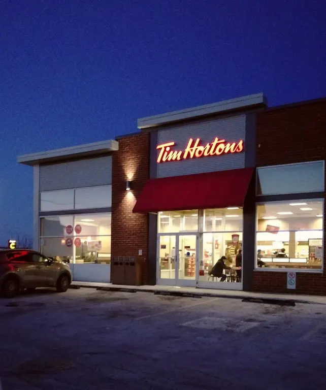Tim Hortons storefront and interior at 750 Rue St Paul, Saint-remi, QC