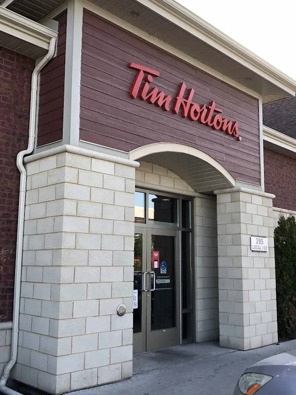 Tim Hortons storefront and interior at 395, Rue Des Erable, Salaberry-de-valleyfield, QC