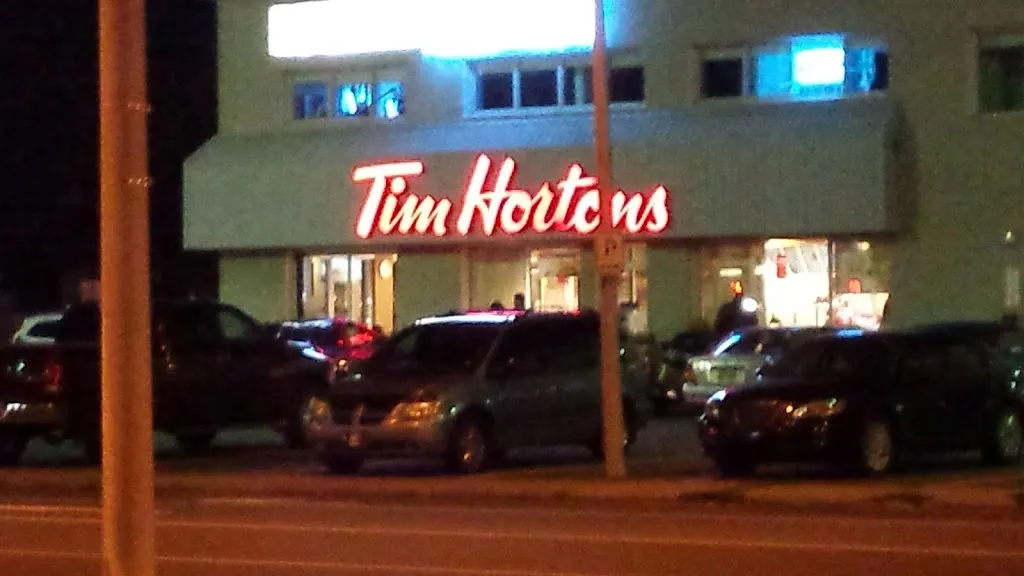 Tim Hortons storefront and interior at 598 Boul Laure, Sept-iles, QC
