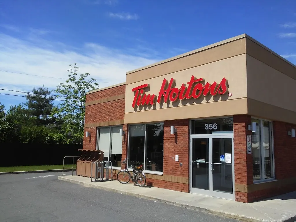 Tim Hortons storefront and interior at 356, Boulevard Poliquin, Sorel-tracy, QC