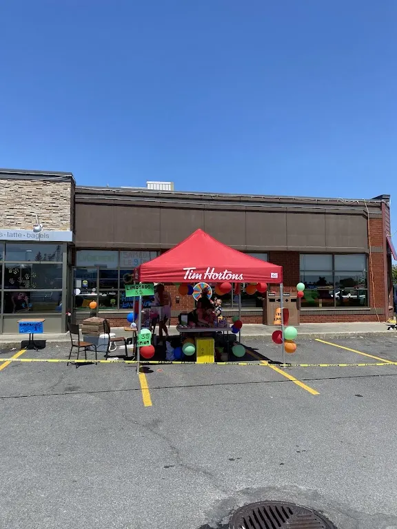Tim Hortons storefront and interior at 180 Omer-marcil, St-jean-sur-richelieu, QC