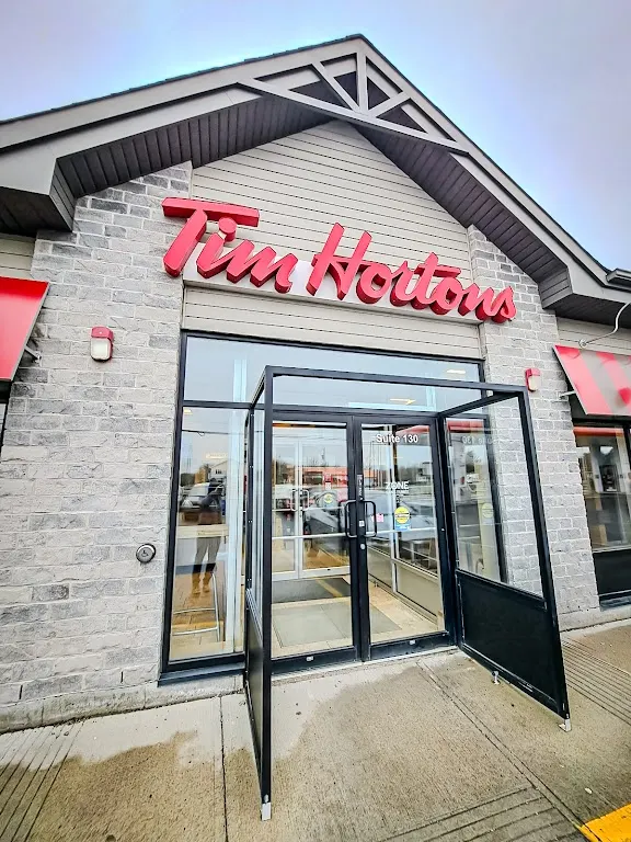Tim Hortons storefront and interior at 1115 Boul. St-luc, St-jean-sur-richelieu, QC