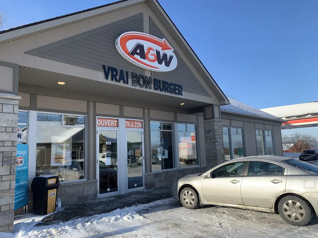 Tim Hortons storefront and interior at 2681, Cote St-charles, St-lazare, QC