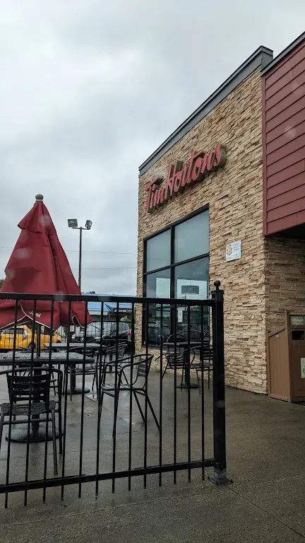 Tim Hortons storefront and interior at 75, Rue Hotel De Ville Local A, Warwick, QC