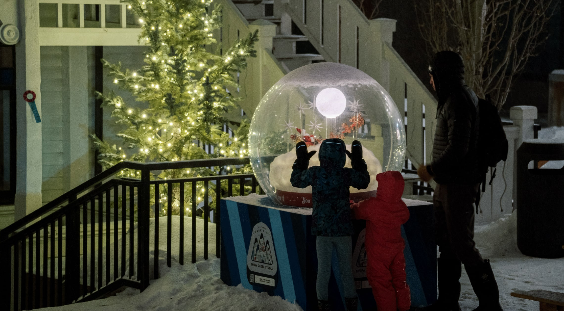 Snow Globe Stroll & Scavenger Hunt Image