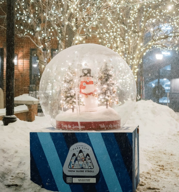 Snow Globe Stroll & Scavenger Hunt Image