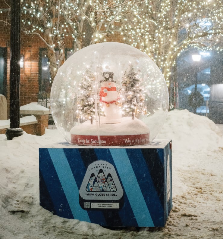 HISTORIC PARK CITY RINGS IN HOLIDAY SEASON  WITH MAIN STREET FESTIVITIES Image