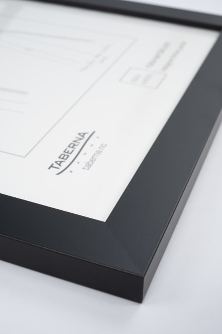 Narvik Sort 50x70