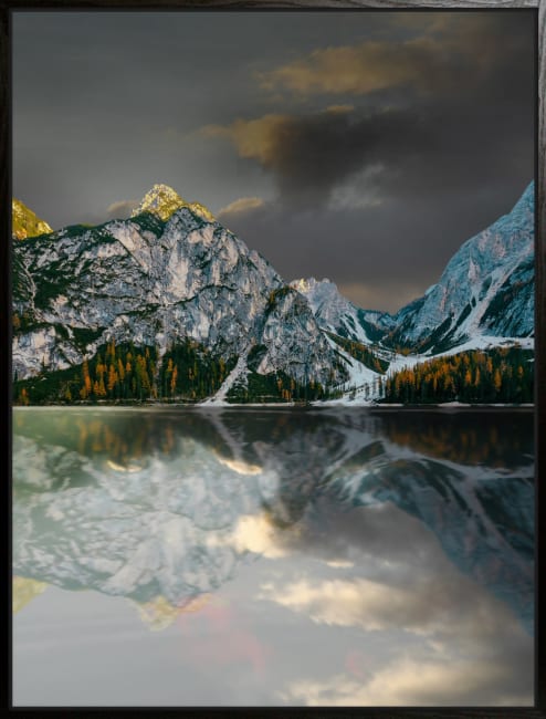 Canvas sort svevelist Reflection Mountain V 90x120 / Roy Chr. Lauritsen