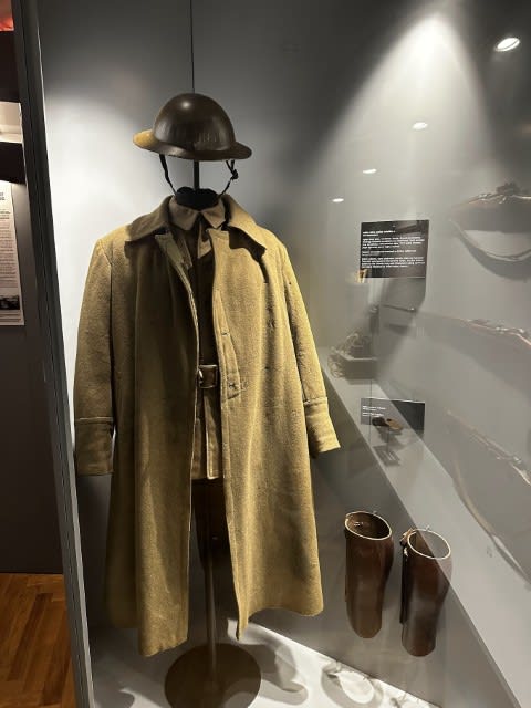 clothes in independence war