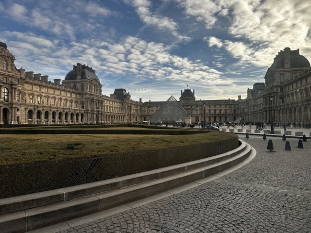 Louvre