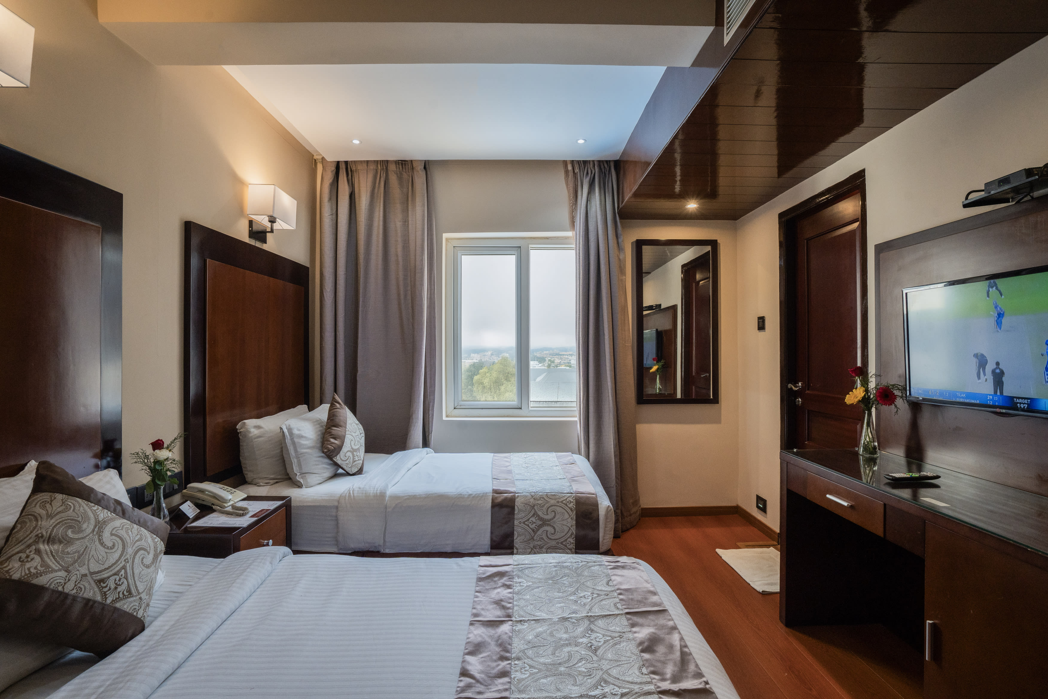Premium Twin Room view 4